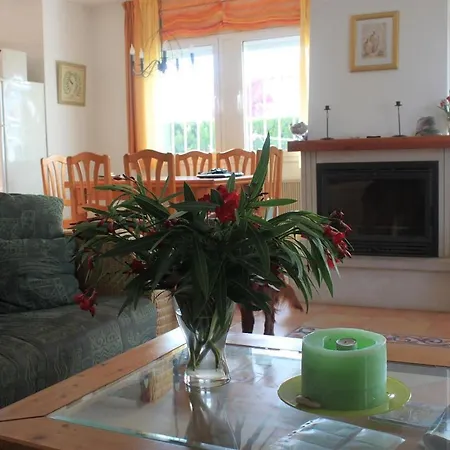 Villa Lovely In Family
